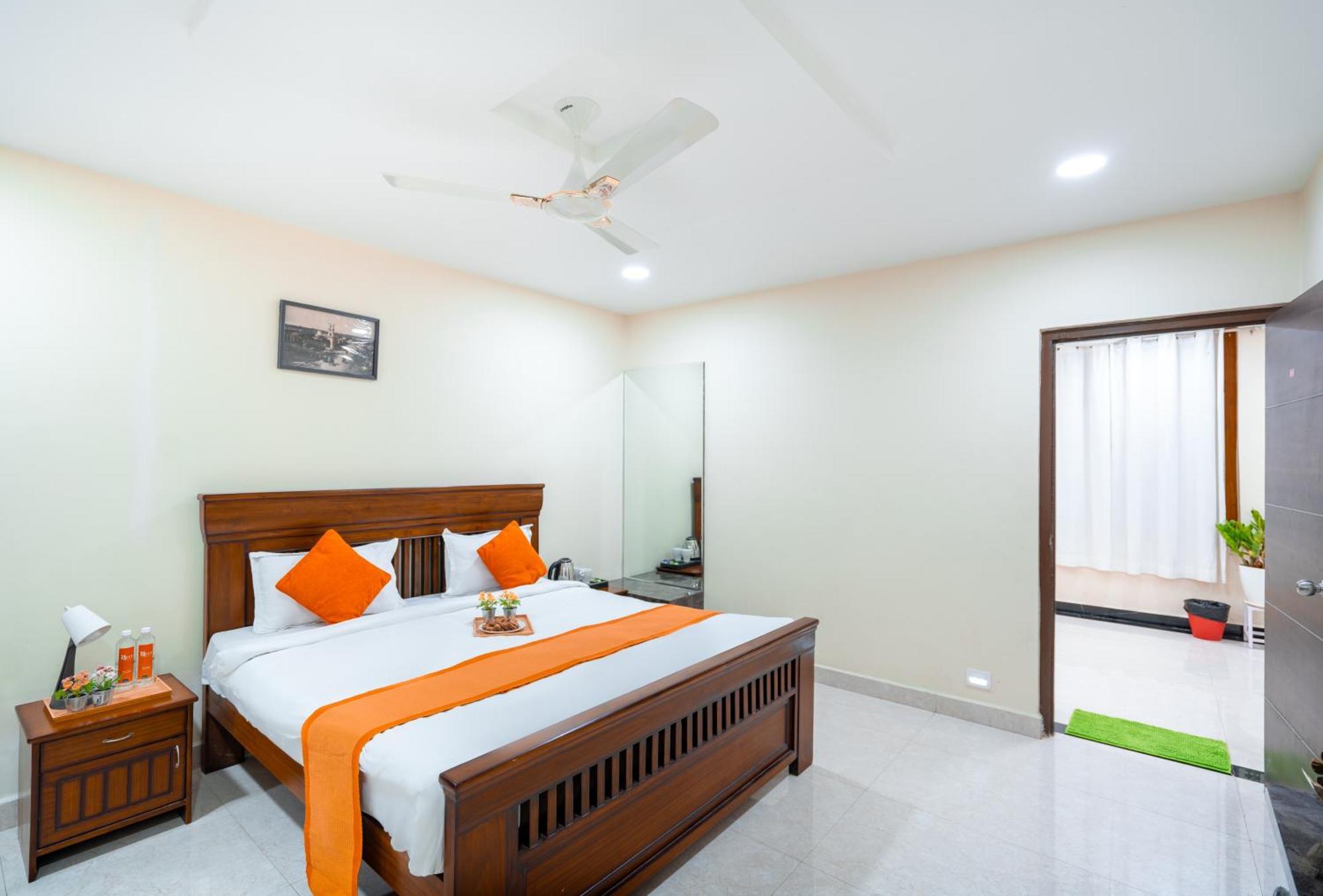 Voila At Nest Hotel Hyderabad Bagian luar foto